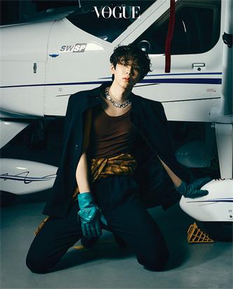 将太郎《Vogue Korea》8月刊画报 4.jpg